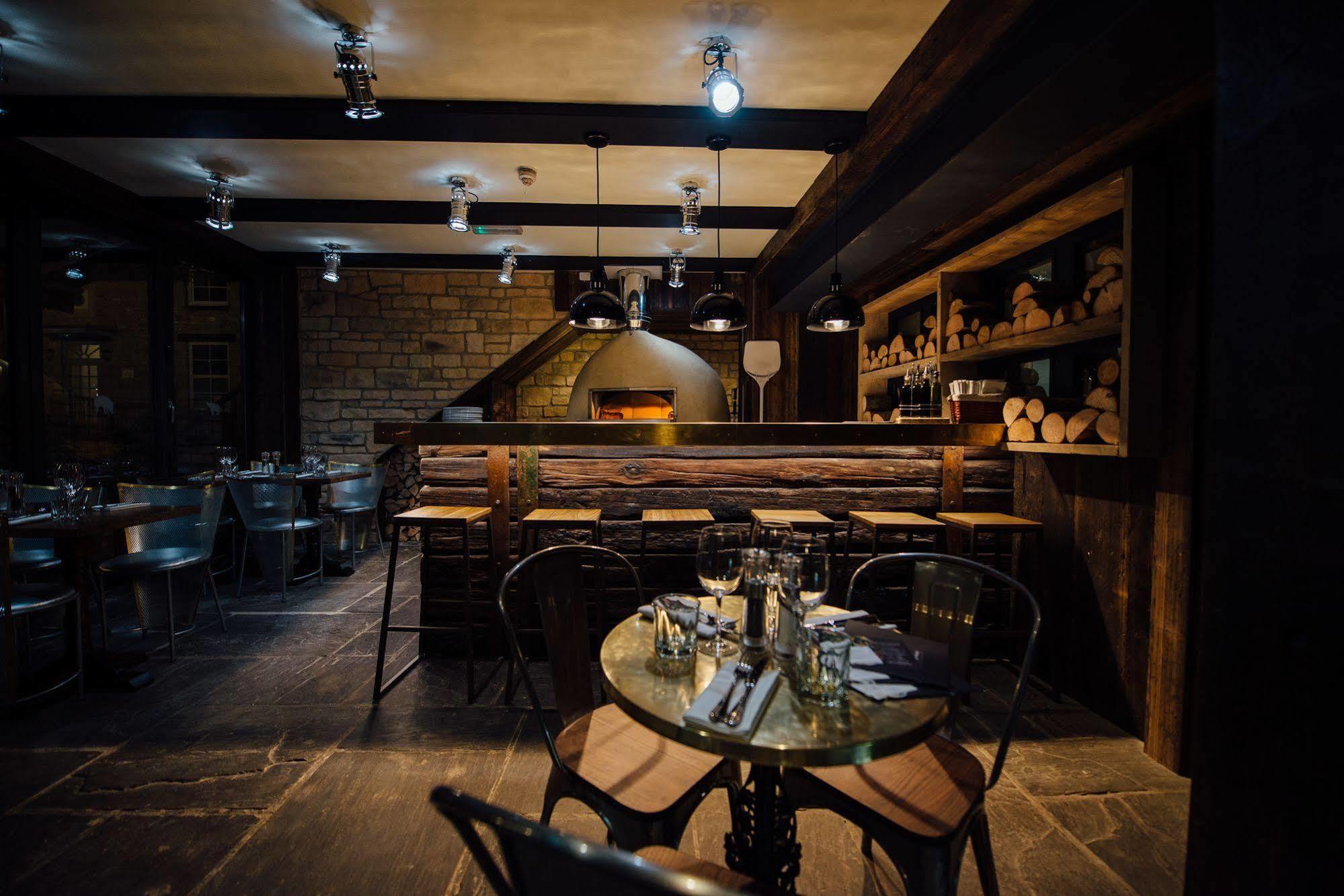 Hotel The Blue Boar Witney Exterior foto